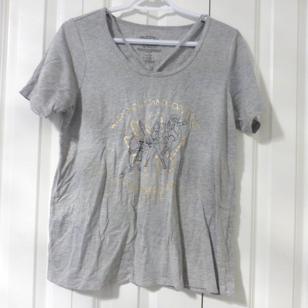 HER UNIVERSE She-Ra light gray graphic shirt